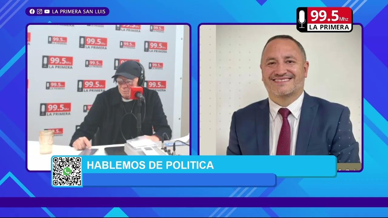 El rector de la UNVIME, Dr. Marcelo Sosa, dialogando con Alberto Trombetta en los estudios sobre el financiamiento de las aulas de Medicina.