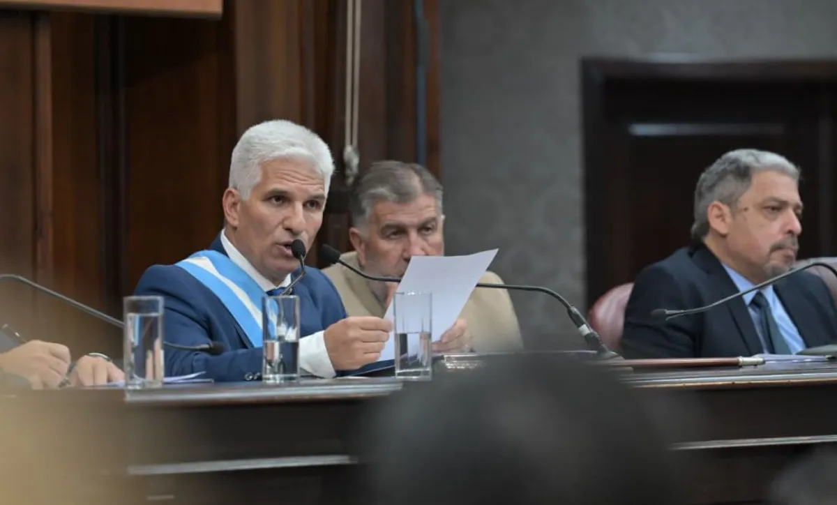 "San Luis Hace": Poggi trazó el futuro de la provincia con educación y reformas estratégicas frente a la parálisis nacional