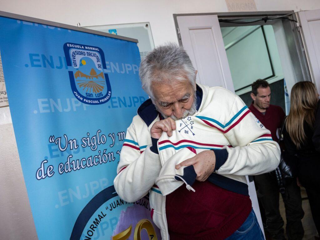 Alberto Rodríguez Saá durante una actividad de carácter político en la Escuela Normal
