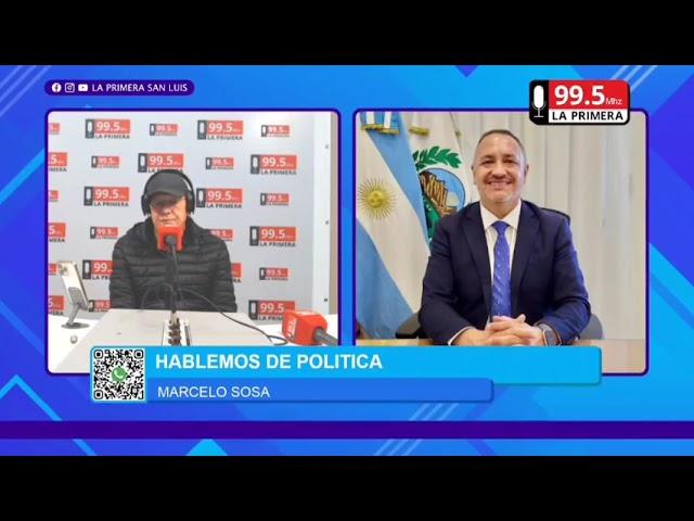 Marcelo Sosa dialogando durante la entrevista en Hablemos de Política